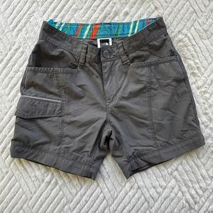 The North Face Girls Size 7/8 Gray Cargo Shorts Outdoor Hiking Nylon